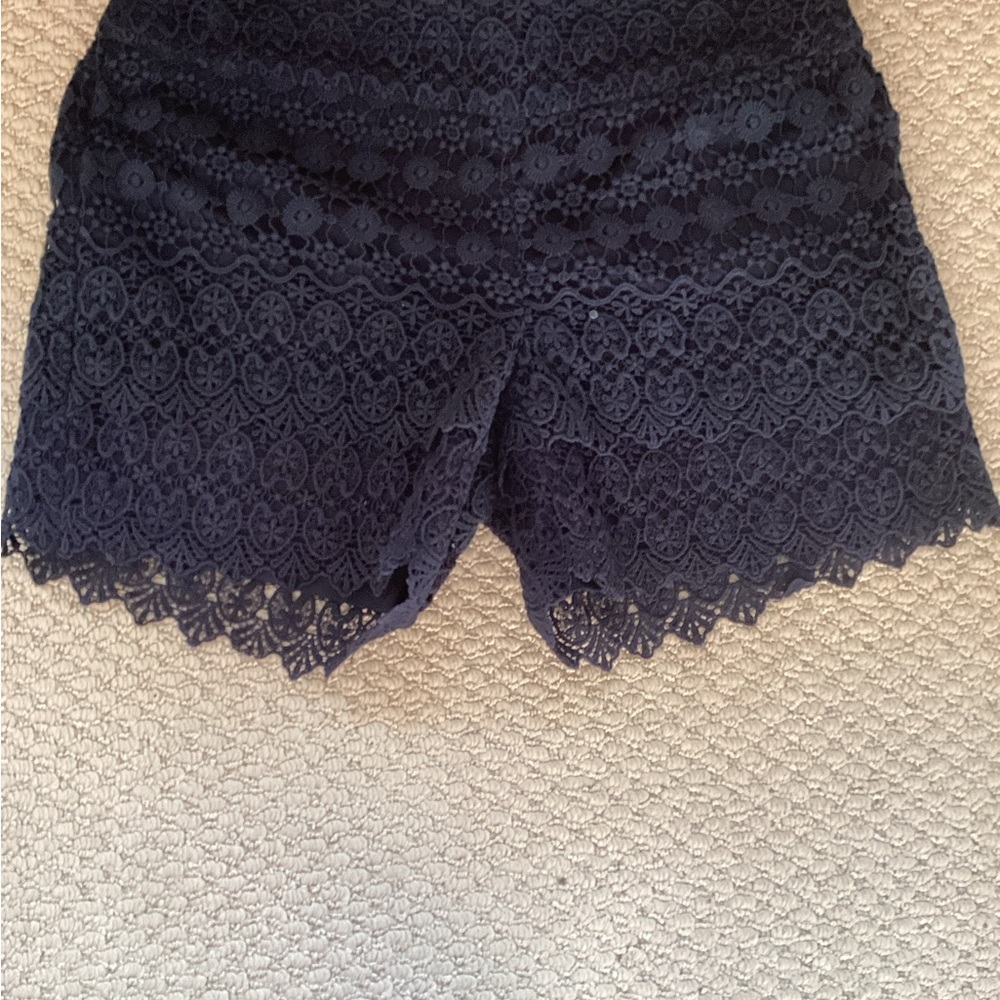 Loft Riviera Shorts - Picture 2 of 2